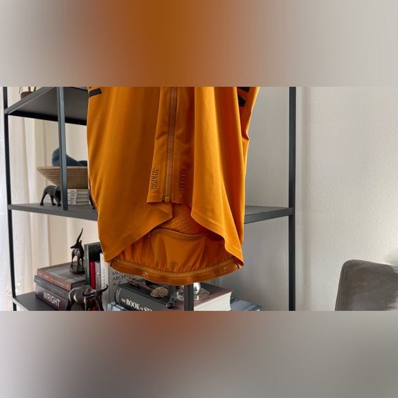 NWOT Rapha Pro Team Aero Jersey Orange Men’s Medium - Picture 3 of 5